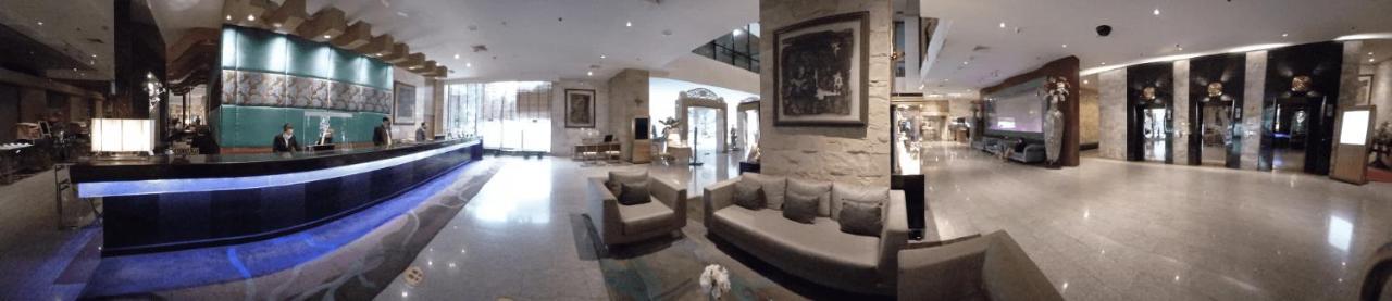 The Four Wings Hotel Bangkok Esterno foto