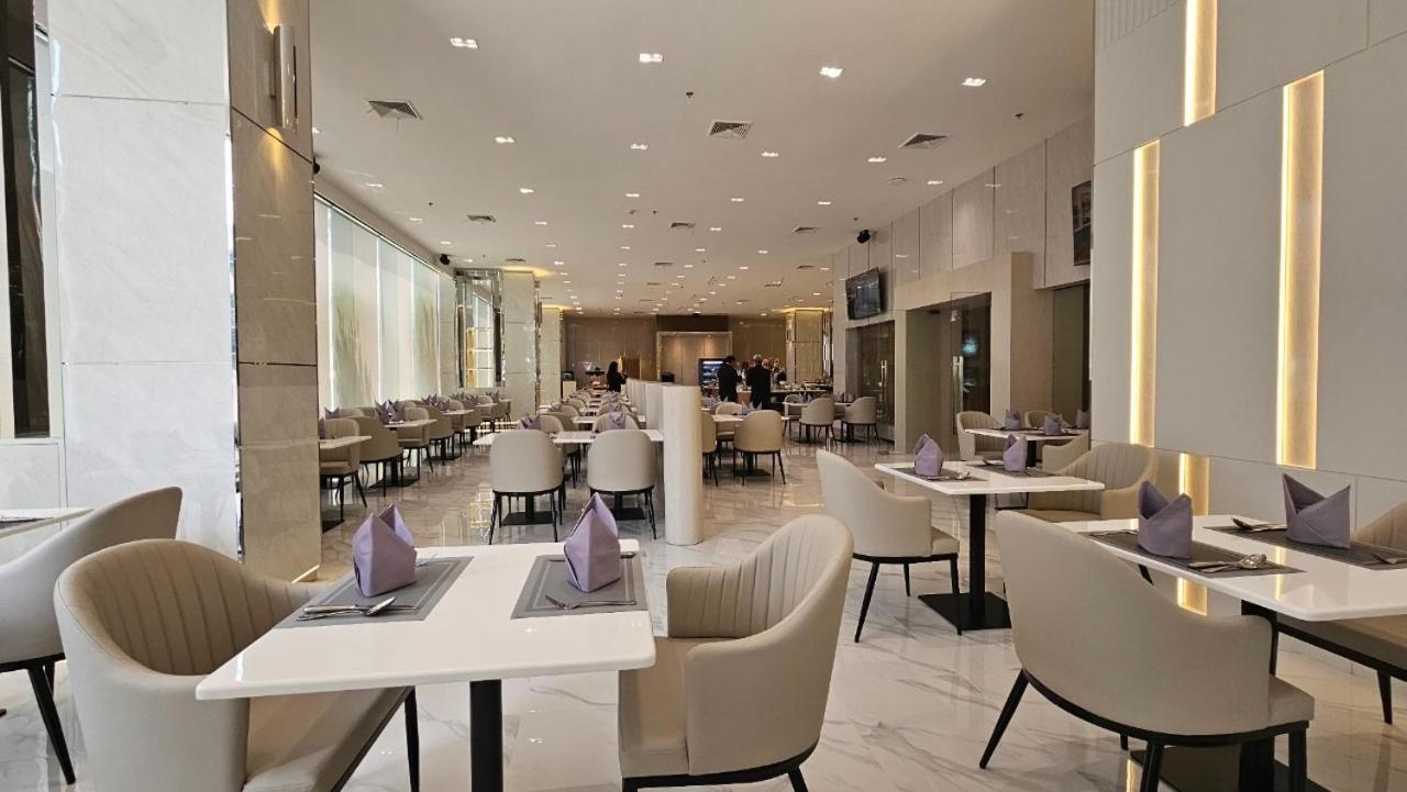 The Four Wings Hotel Bangkok Esterno foto