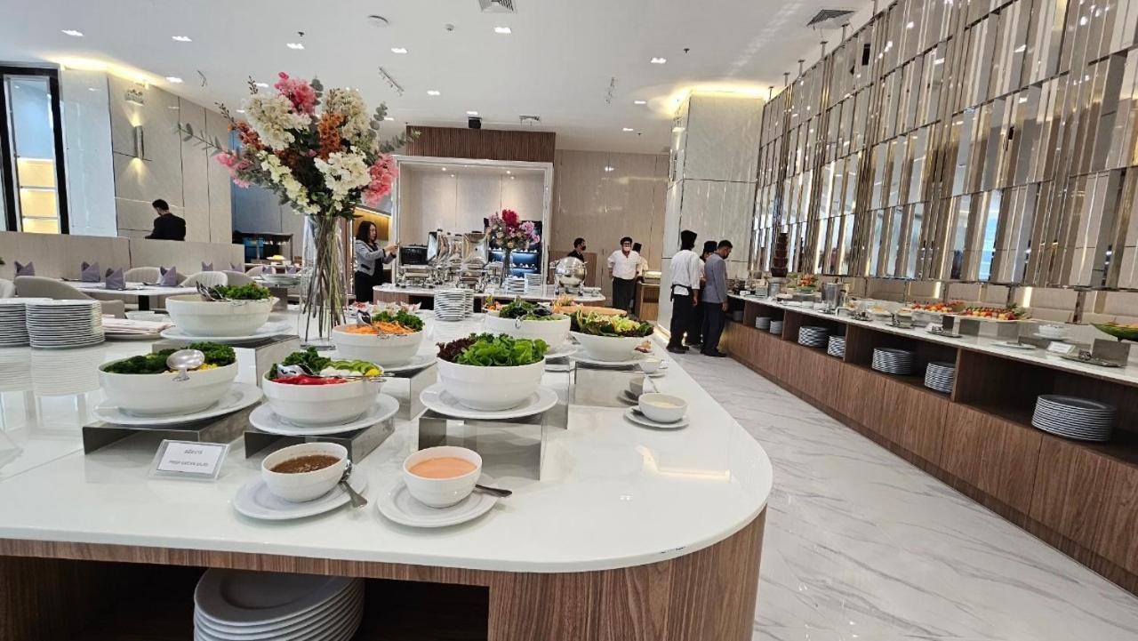 The Four Wings Hotel Bangkok Esterno foto