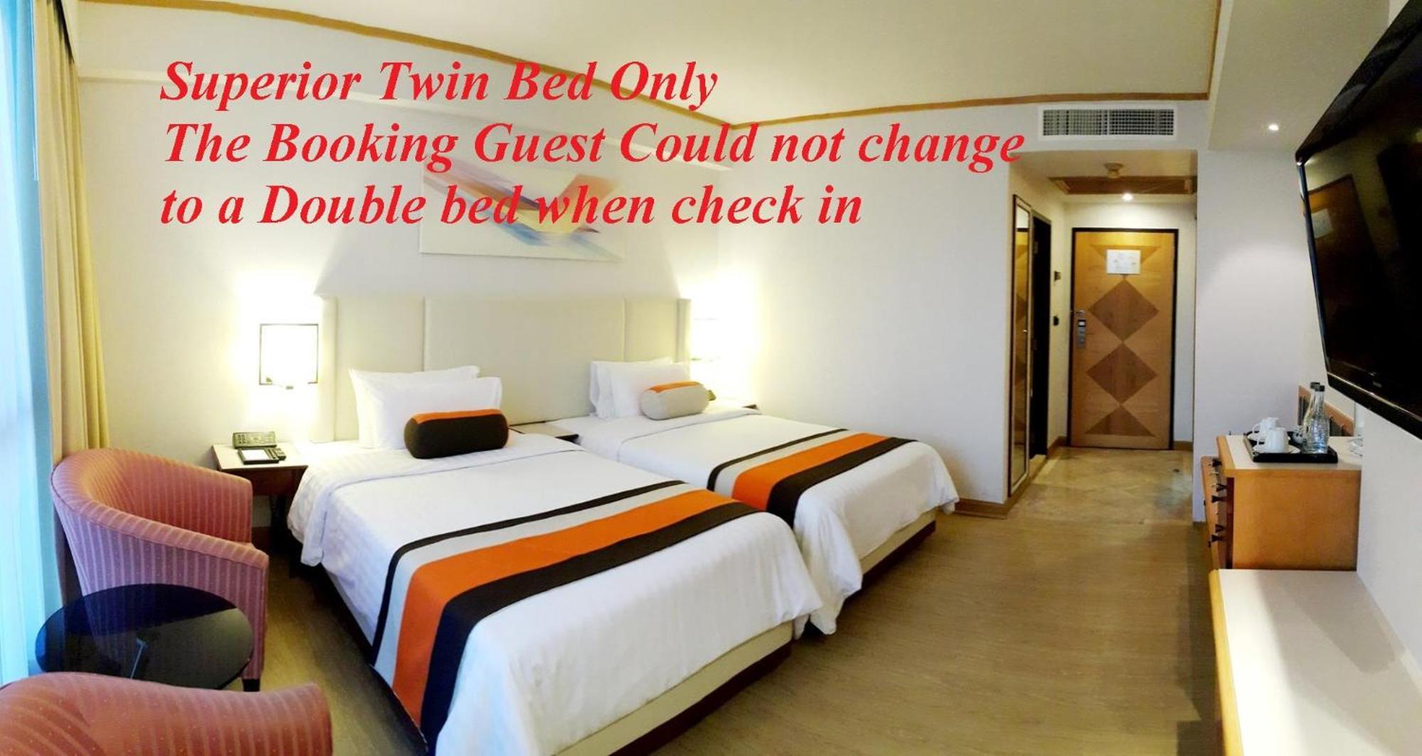 The Four Wings Hotel Bangkok Esterno foto